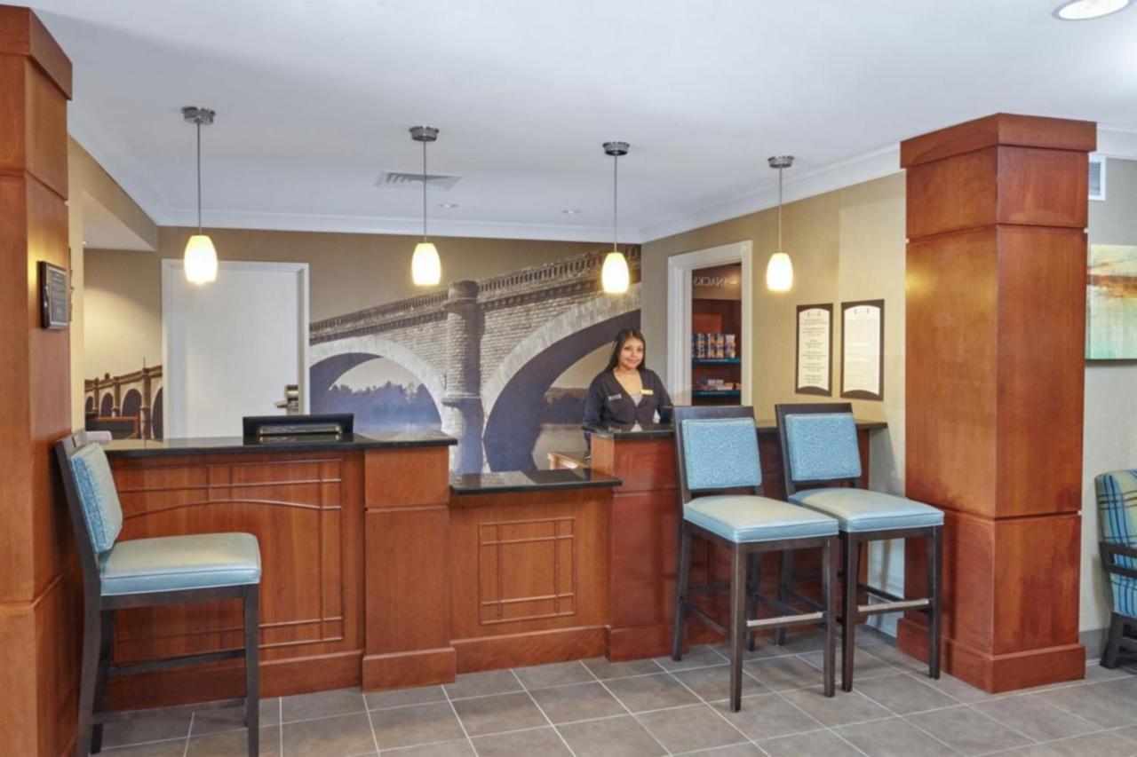 Staybridge Suites Lincolnshire By Ihg 외부 사진