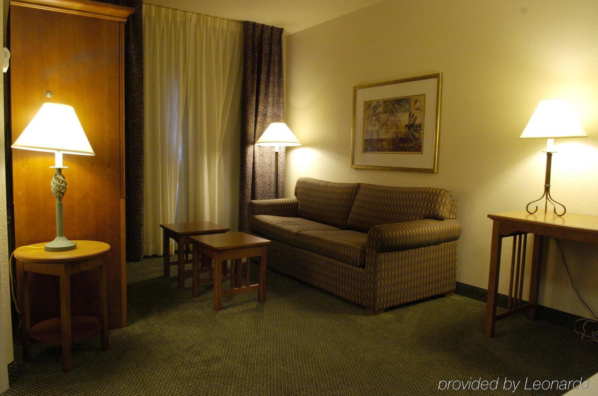 Staybridge Suites Lincolnshire By Ihg 외부 사진