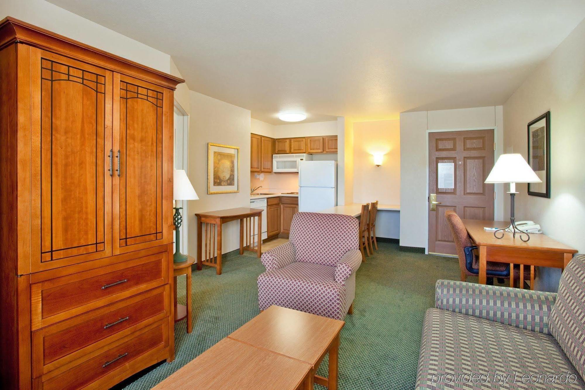 Staybridge Suites Lincolnshire By Ihg 객실 사진