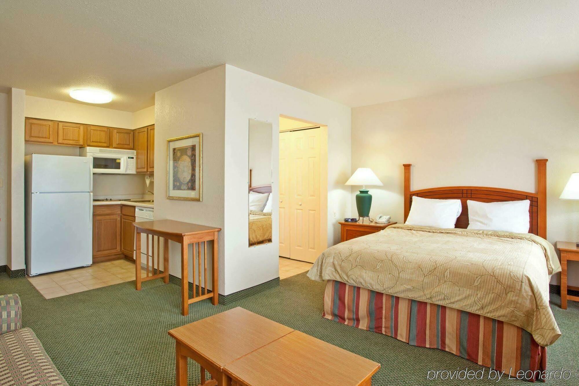Staybridge Suites Lincolnshire By Ihg 외부 사진